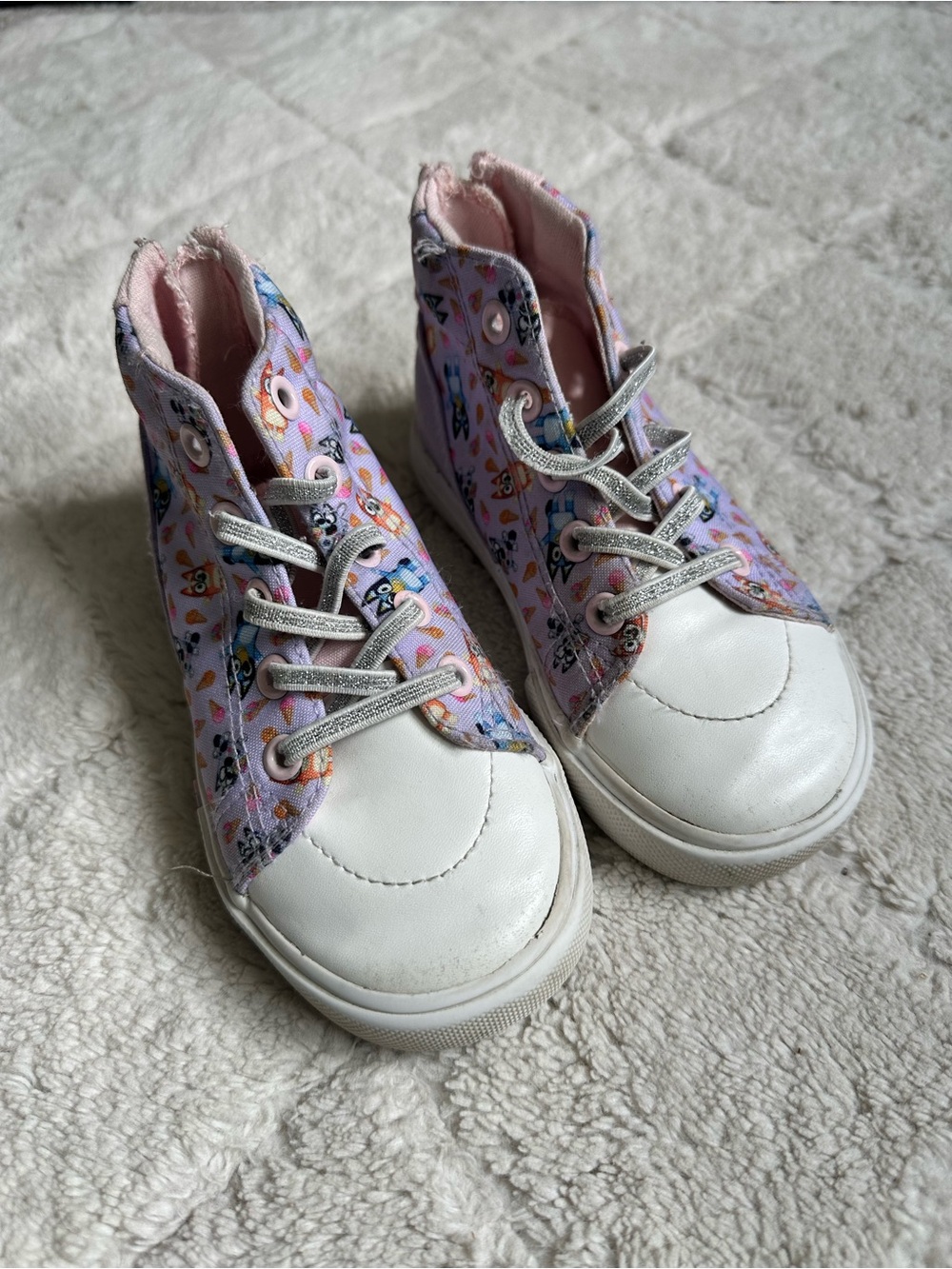 Ground Up | Bluey High Top Zip Back Sneakers | Size 10